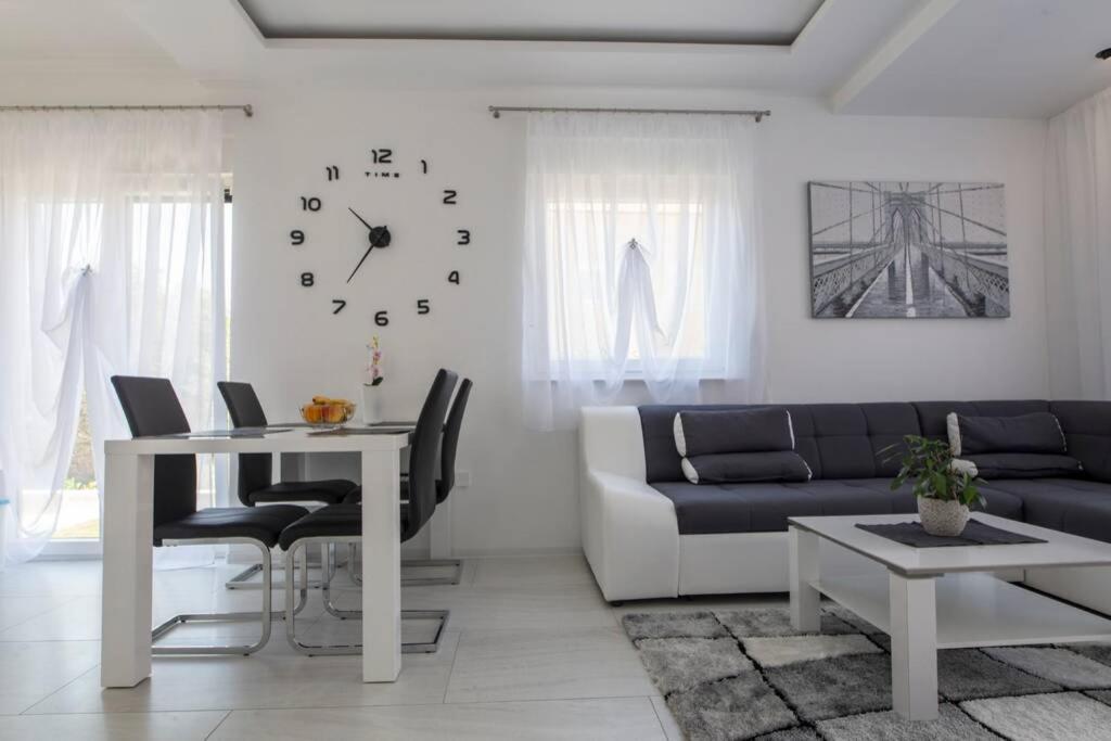 Holiday House Gavran 보디체 외부 사진